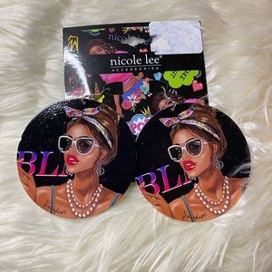 🆕Nicole Lee Fashions earrings